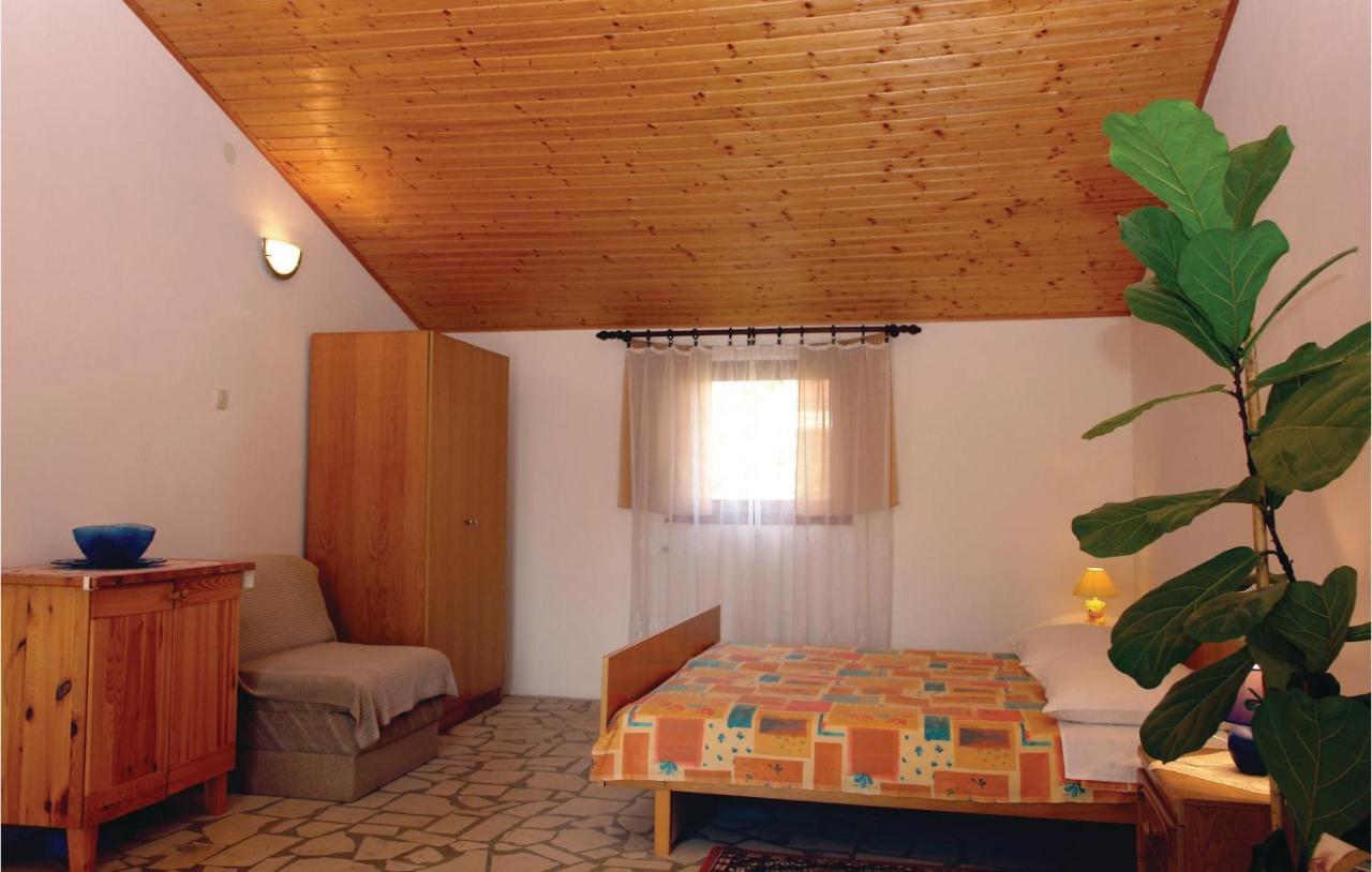 Nice Apartment In Pula With Wifi Exterior foto