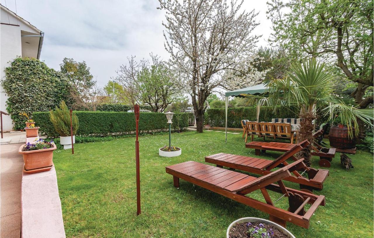 Nice Apartment In Pula With Wifi Exterior foto