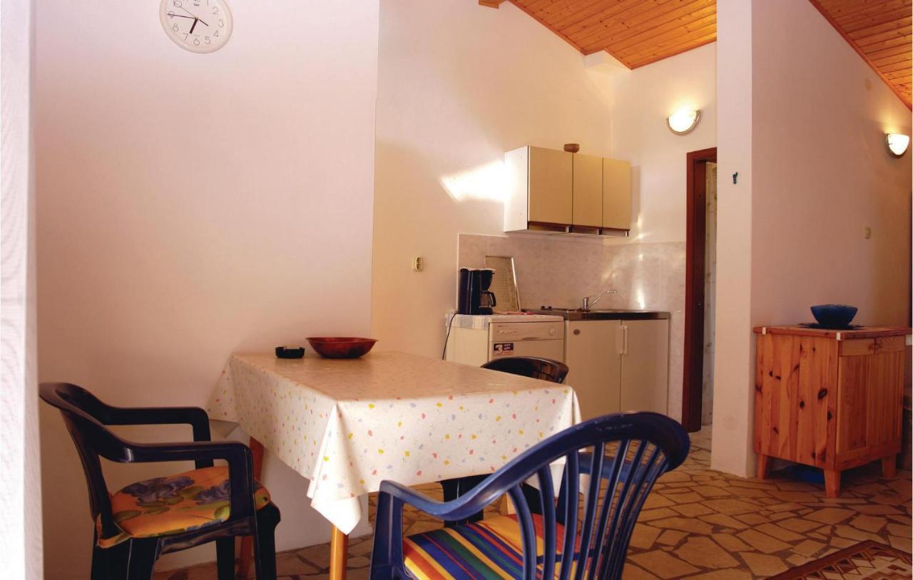 Nice Apartment In Pula With Wifi Exterior foto